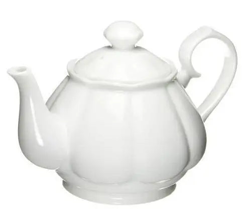 Diana 17.6 oz White Porcelain Teapot