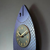 Wanda Pendulum Clock (Iridescent Blue)