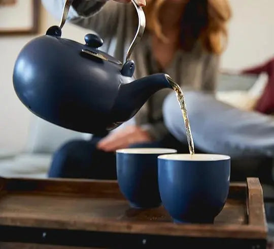 Midnight Satin Teapot (34 oz)