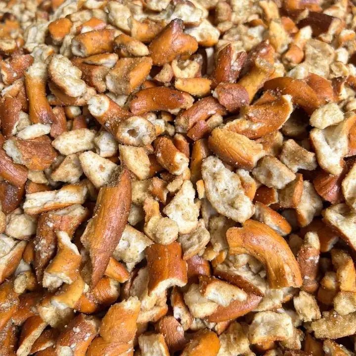 8 oz Maple Bourbon Pretzels - My SensibiliTeas - maple bourbon pretzles from Martin's Handmade Pretzels