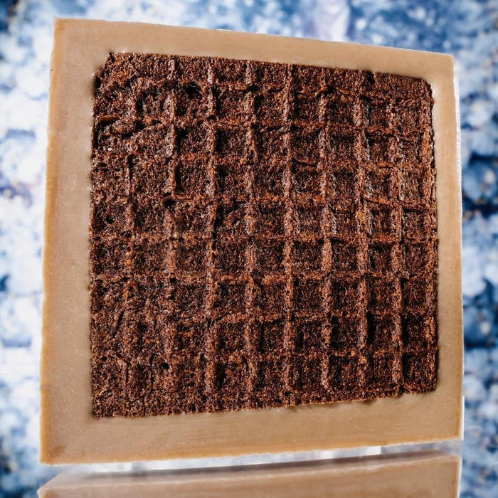 Raaka Gingerbread Dipped Waffle Cone Bar