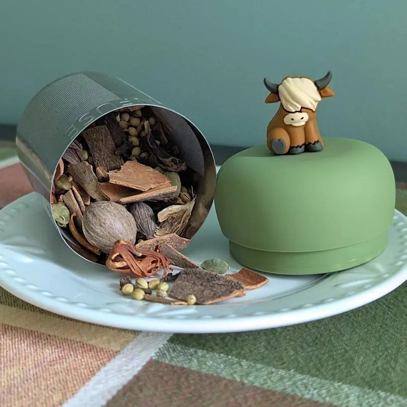 Brown Highland Cow | Large Floating Tea Steeper - My SensibiliTeas - tea infuser from Float2Infuse Tea Infuser