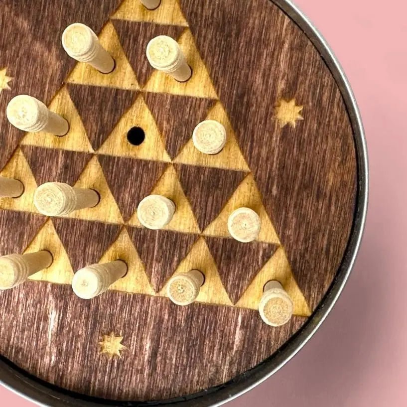 Games in the Round - Peg Solitaire - My SensibiliTeas - Travel Game from Ingeneius