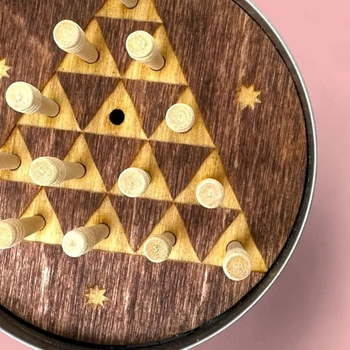 Games in the Round - Peg Solitaire - My SensibiliTeas - Travel Game from Ingeneius